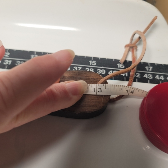 VTG. Price Product Magnetic Cutting Board.  (353) - Picture 5 of 10